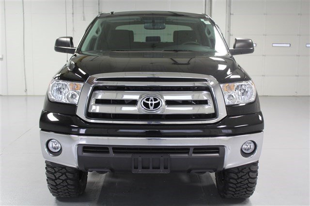 Pre owned toyota tundra crewmax