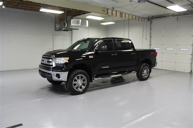 pre owned toyota tundra crewmax #4